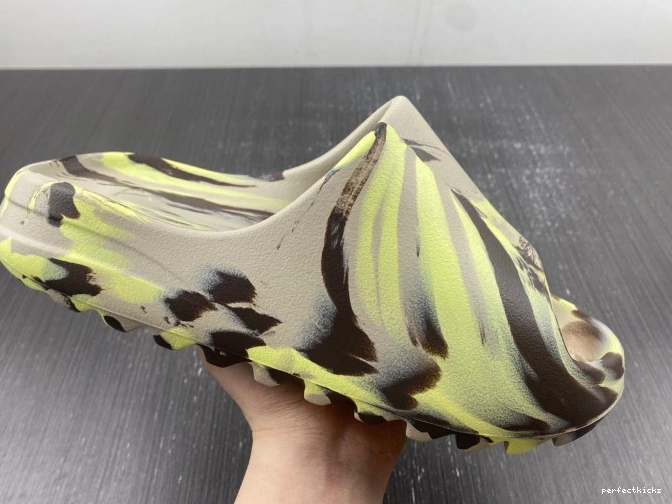Slide Adidas Yeezy FZ5899 0731
